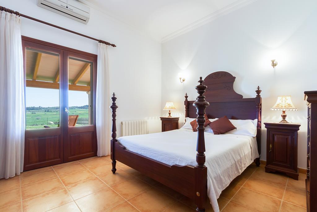 Villa Son Gili Льюбі Екстер'єр фото